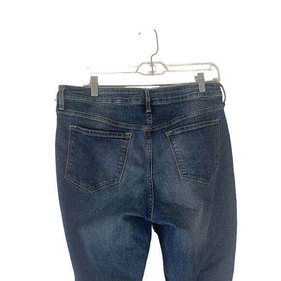 Old Navy Women's Size 14 Rockstar Mid Rise Medium Wash Skinny Jeans - Picture 5 of 10